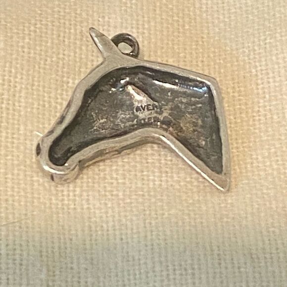 James Avery Retired Detailed Horse Head Charm - Picture 3 of 3